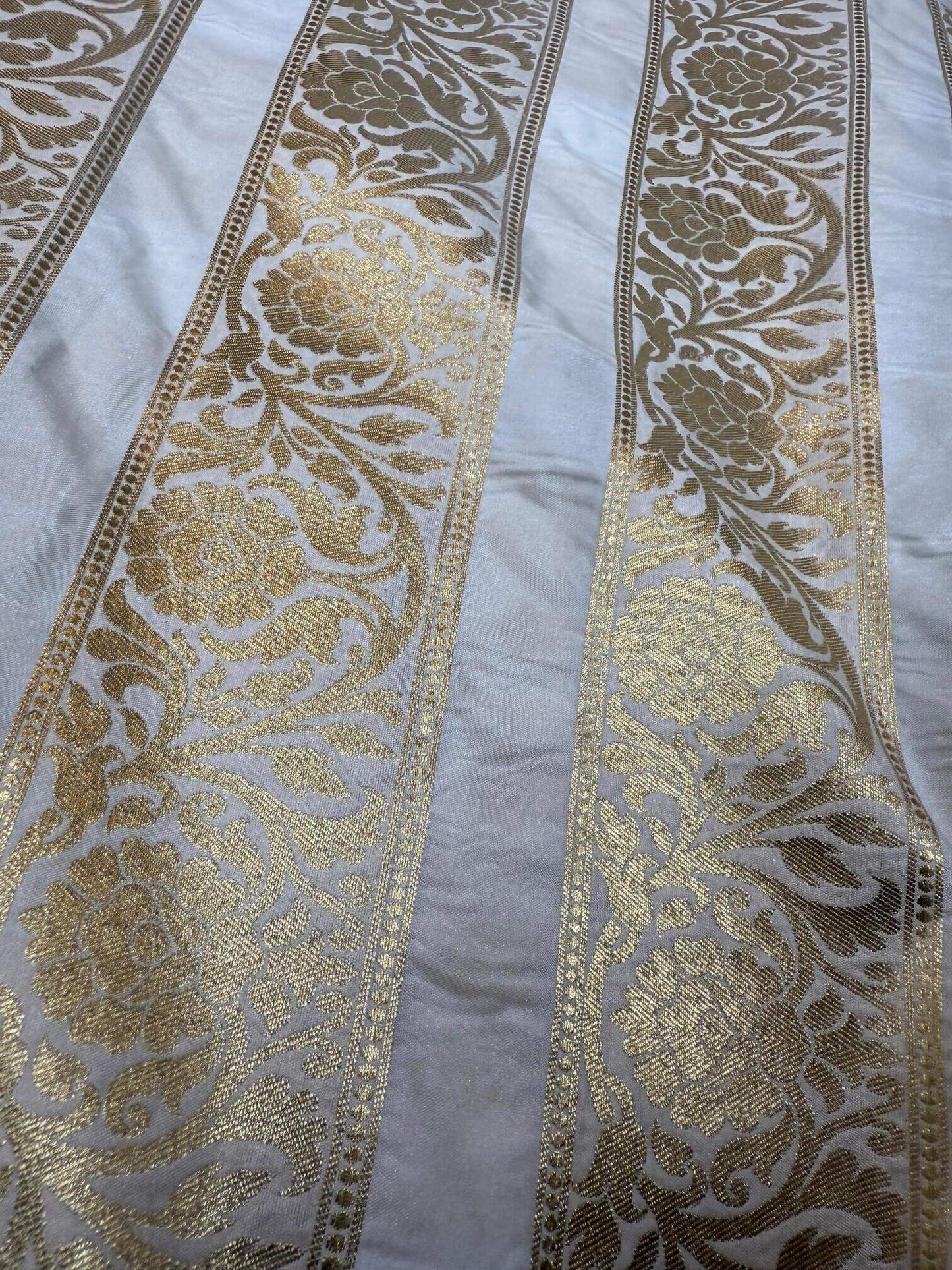 Banarasi silk unstiched lehanga choli set