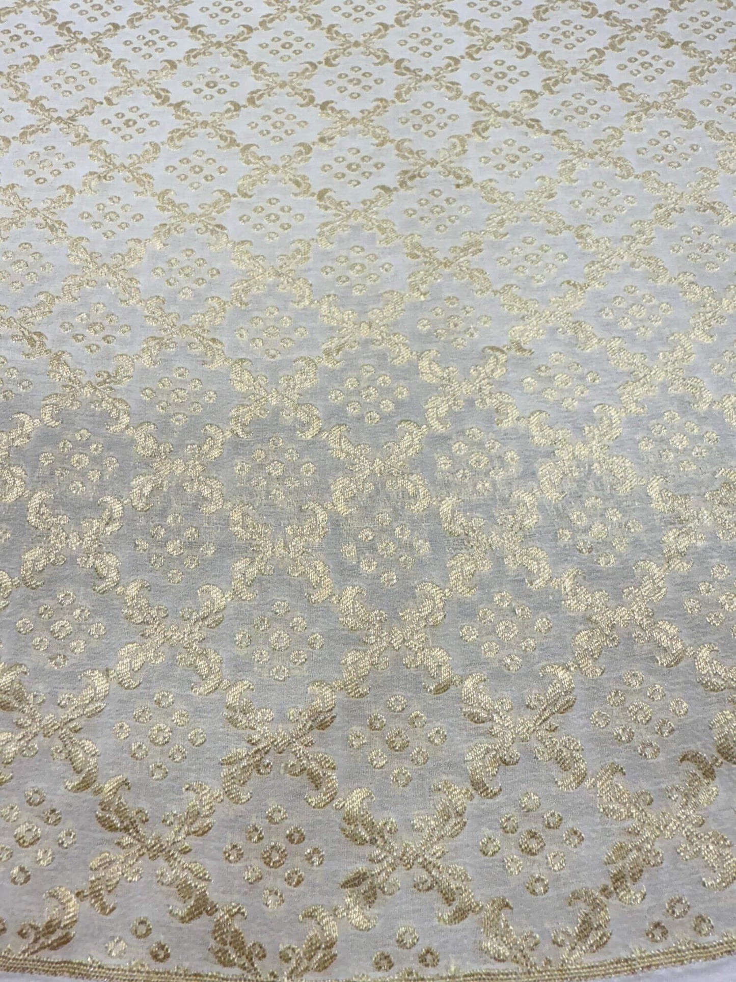 KHADDI GEORGETTE BANDHANI JAAL FABRIC WITH WATER ZARI - DYEABLE