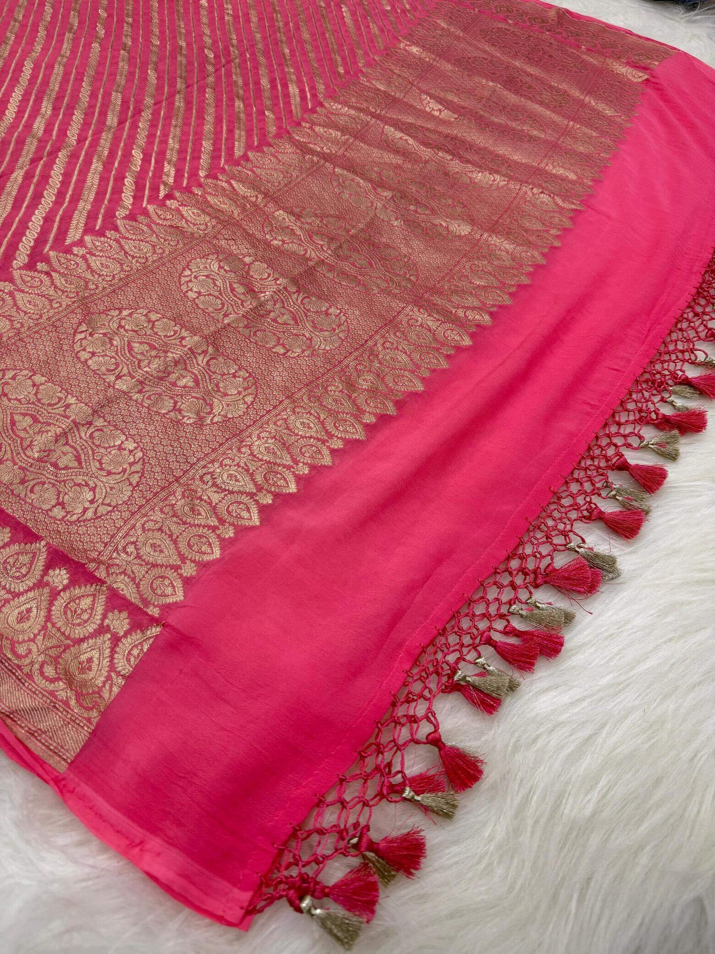 KHADDI GEORGETTE AADA DESIGN DUPATTA WITH WATER ZARI – PINK