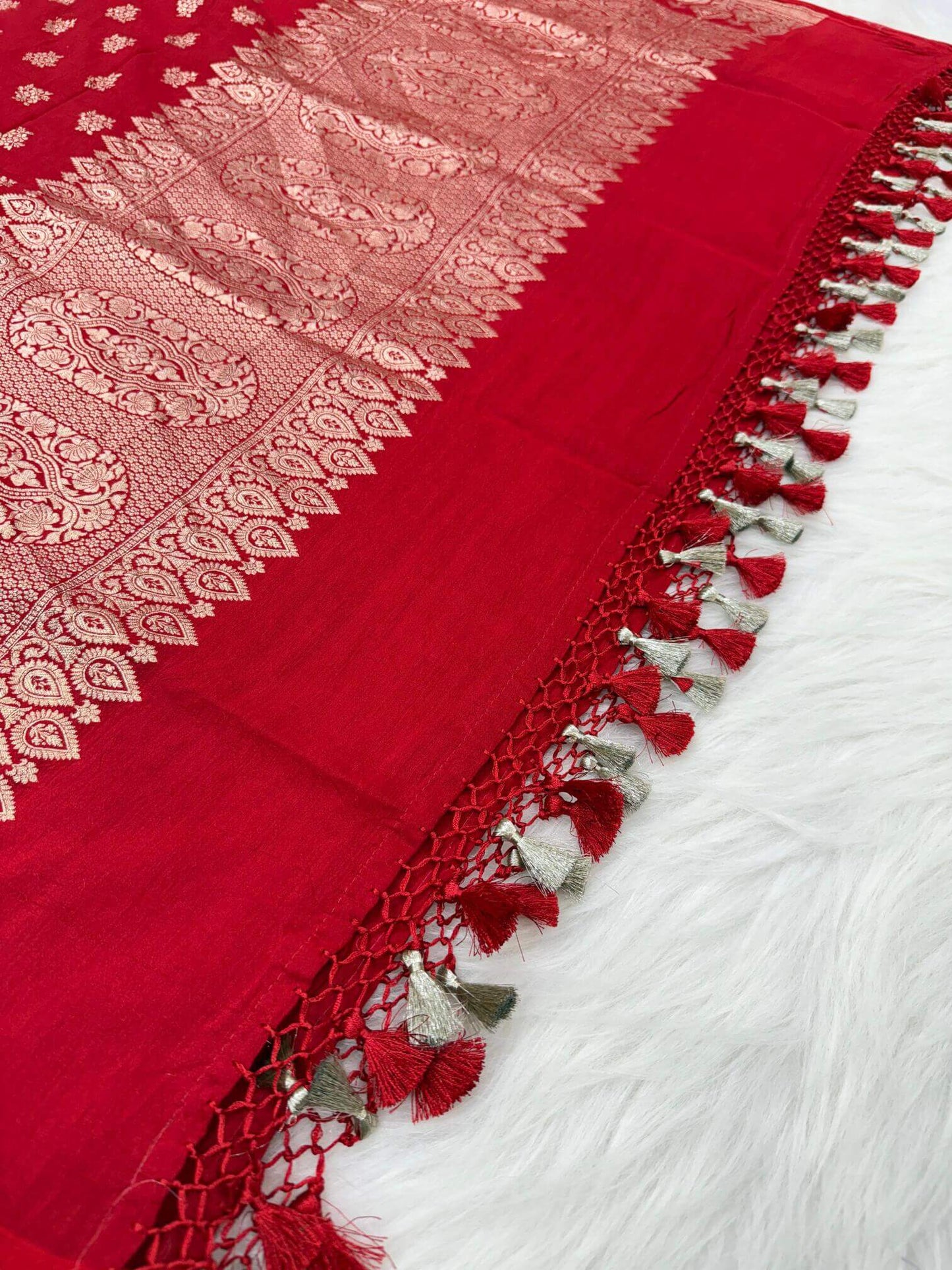 KHADDI MOONGA SILK BOOTI DESIGN DUPATTA WITH WATER ZARI – RED