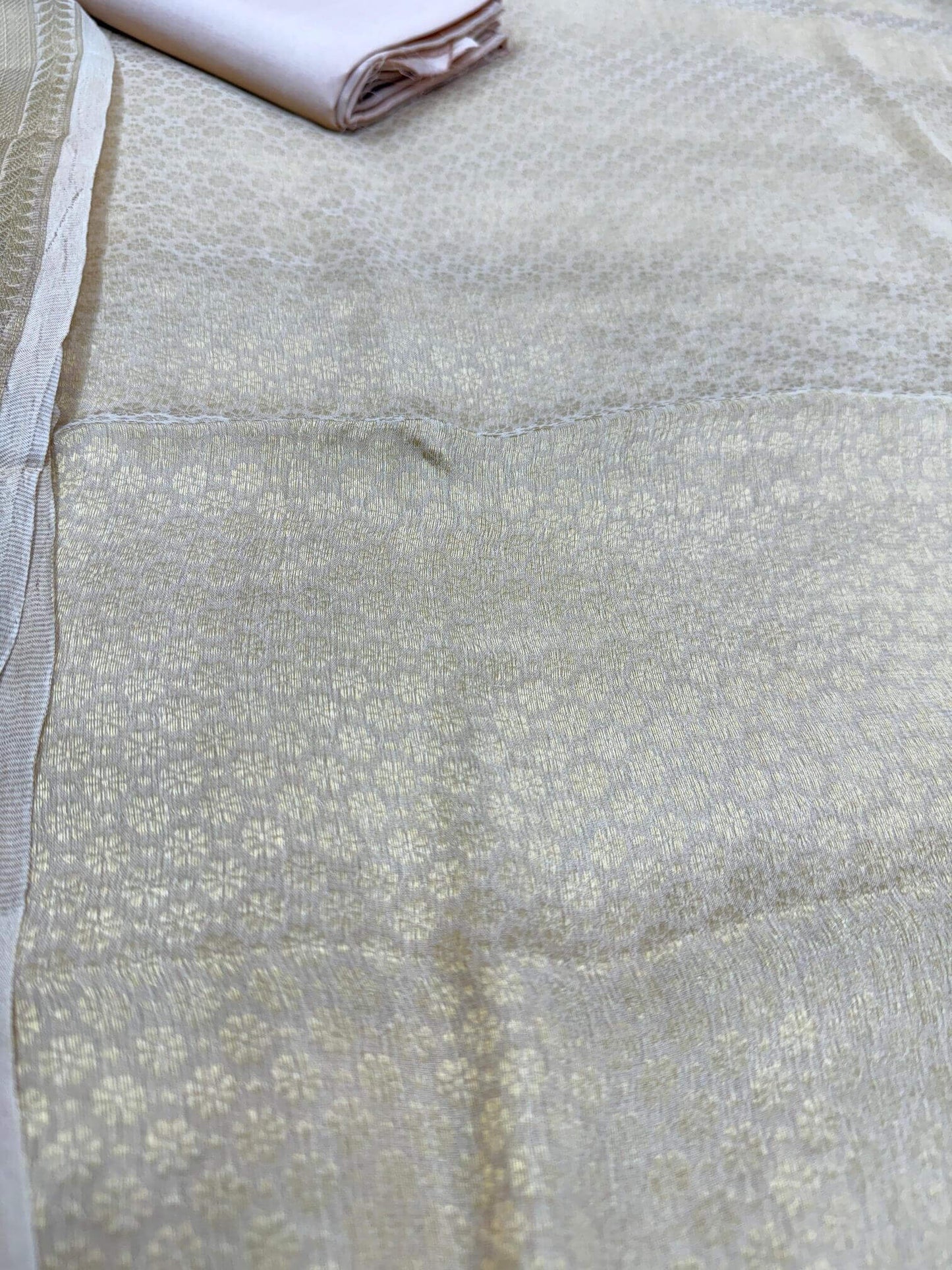 PURE CHIFFON TANCHOI UNSTITCHED SUIT SET WITH TISSUE DUPATTA – TASSAR GOLDEN | FLOWER BOOTI DESIGN