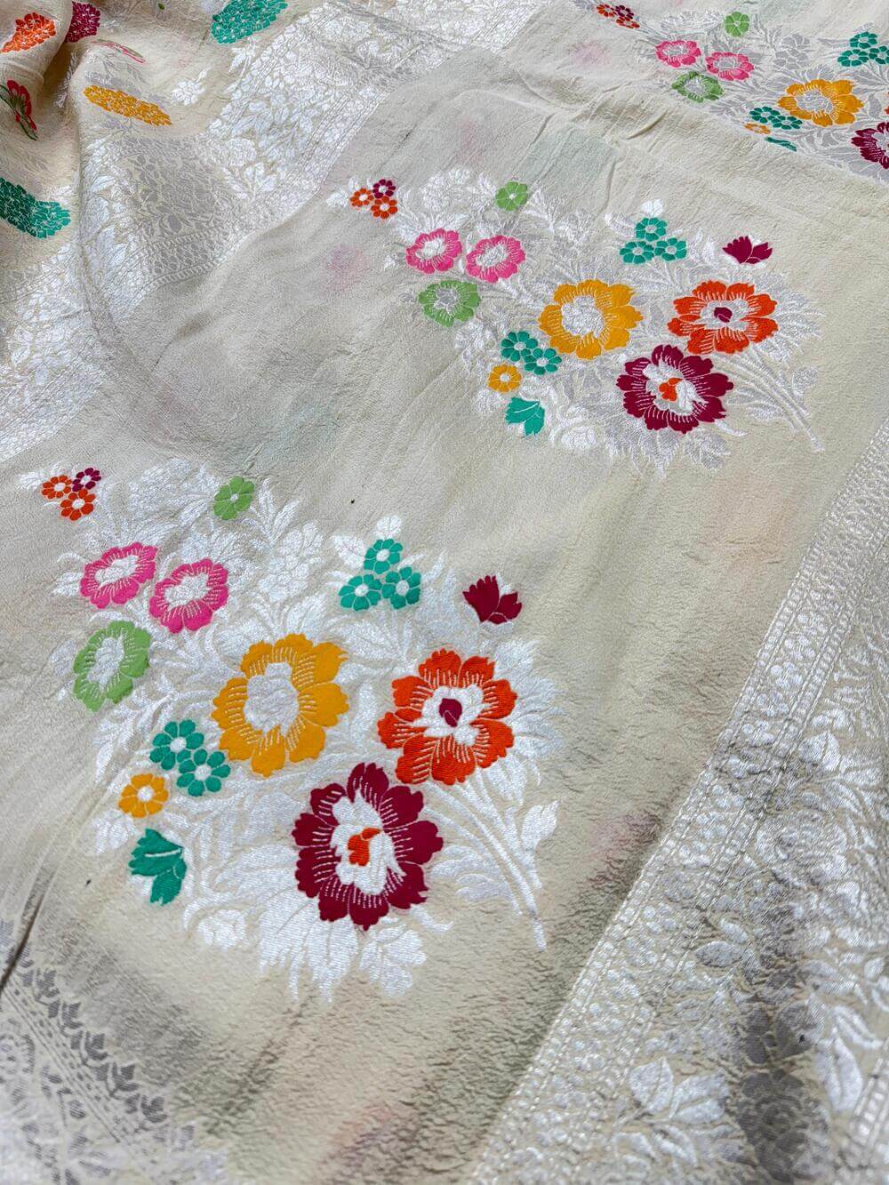 PURE TUSSAR KHADDI GEORGETTE SAREE – TUSSAR (DYEABLE, KADHUWA REAL ZARI, JAAL DESIGN)