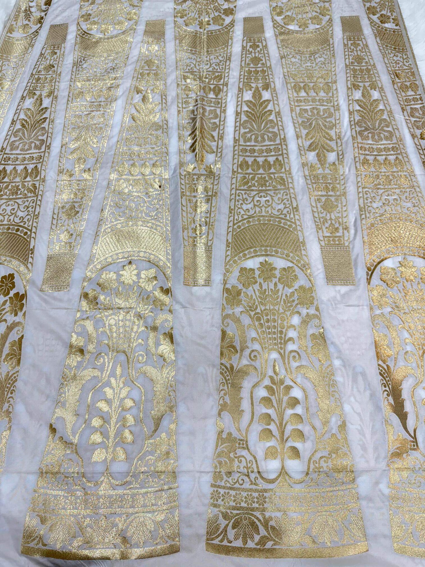 BANARASI SILK UNSTITCHED LEHENGA CHOLI SET – DESIGN 12 (DYEABLE, GOLDEN ZARI)