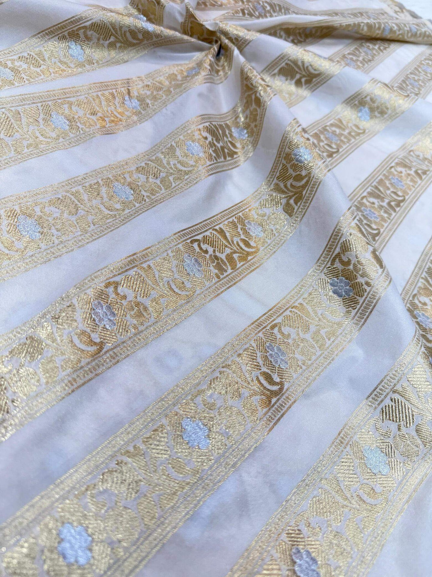 BANARASI SILK UNSTITCHED LEHENGA CHOLI SET – SONA RUPA DESIGN 3 (DYEABLE, SILVER-GOLDEN ZARI)