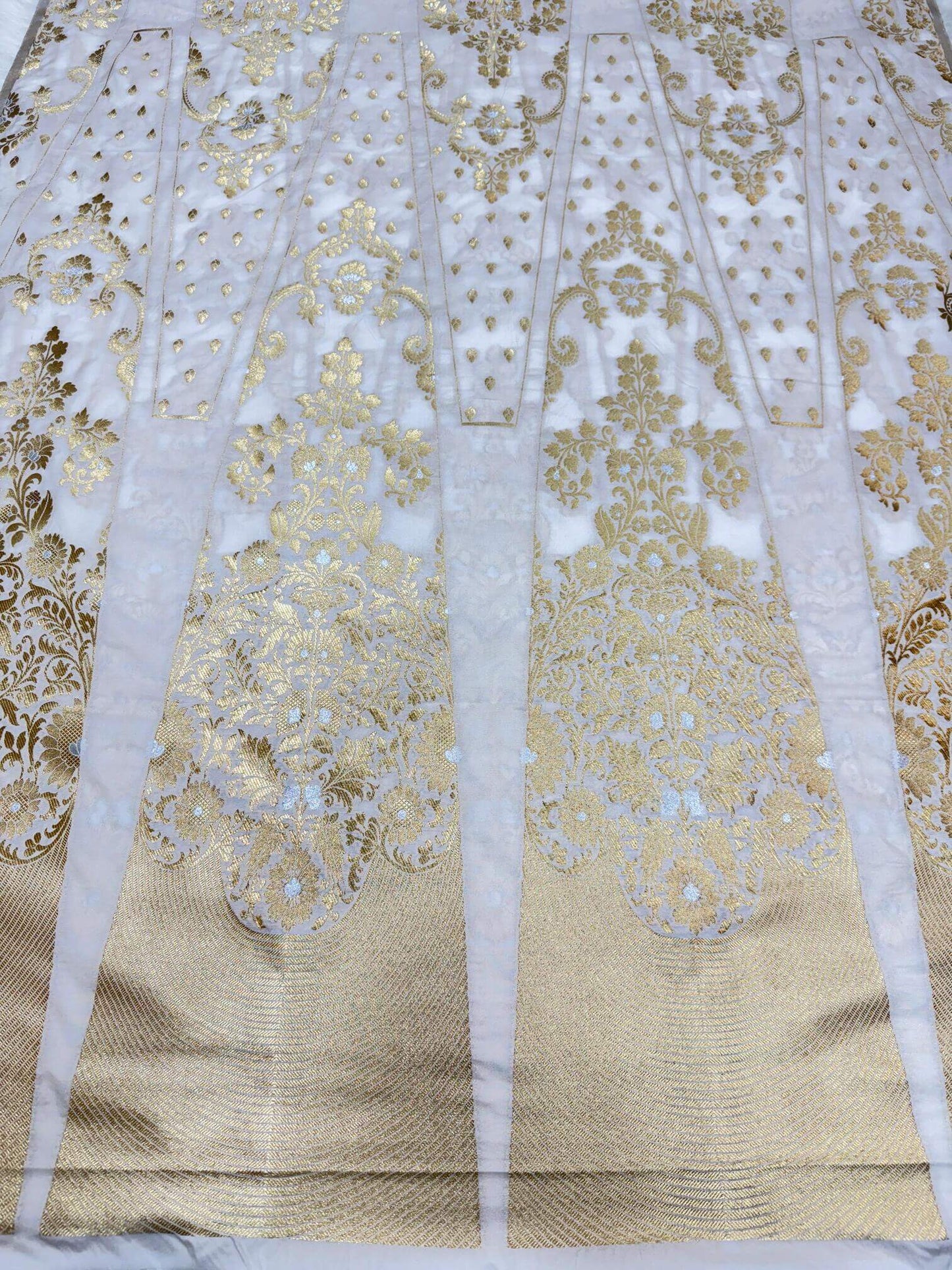 BANARASI SILK UNSTITCHED LEHENGA CHOLI SET – SONA RUPA DESIGN 5 (DYEABLE, SILVER-GOLDEN ZARI)