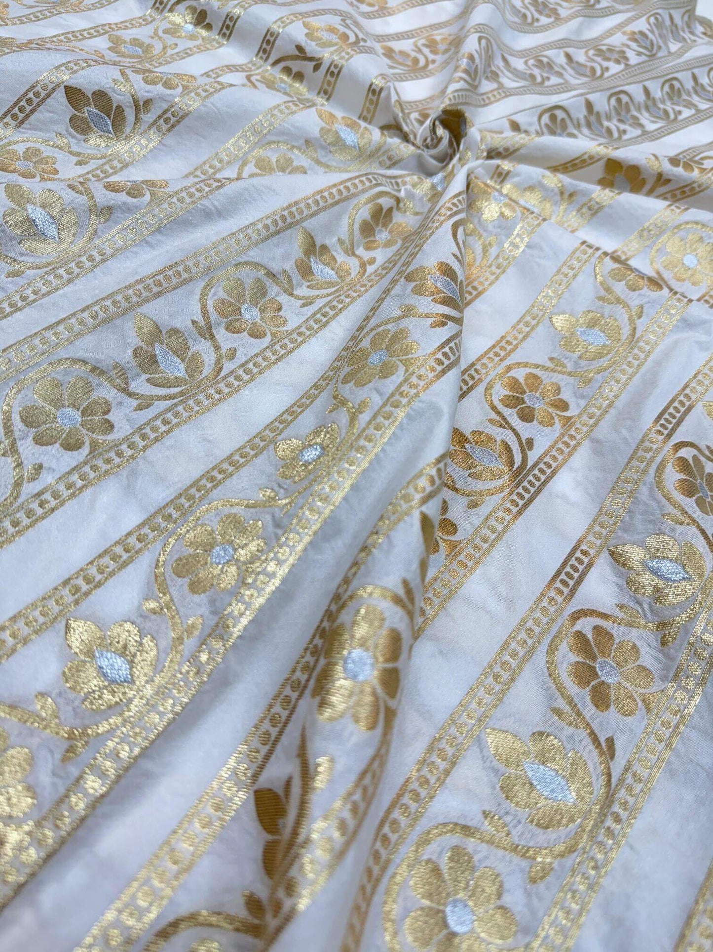 BANARASI SILK UNSTITCHED LEHENGA CHOLI SET – SONA RUPA DESIGN 6 (DYEABLE, SILVER-GOLDEN ZARI)