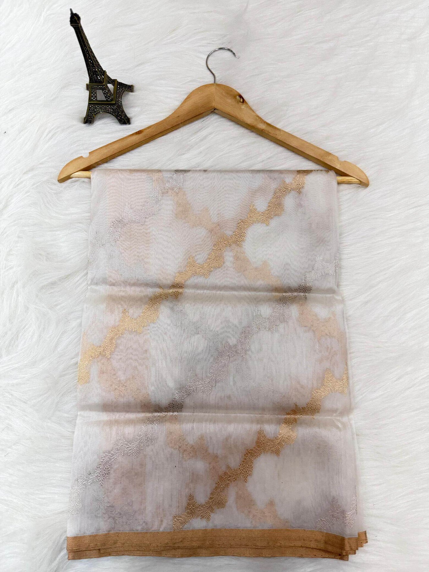 PURE KORA ORGANZA SILK DUPATTA – DESIGN 5 (AADA STRIPE KADHUWA, SONA RUPA ZARI, DYEABLE)