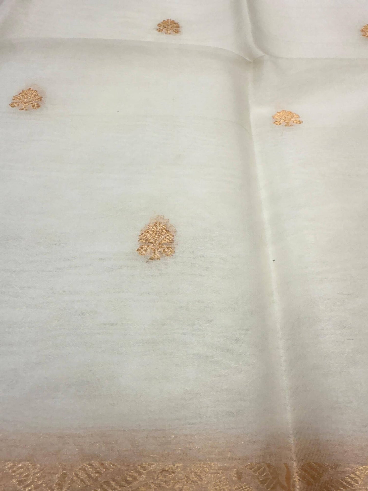 PURE KORA ORGANZA SILK DUPATTA – DESIGN 3 (AADA STRIPE KADHUWA, SONA RUPA ZARI, DYEABLE)