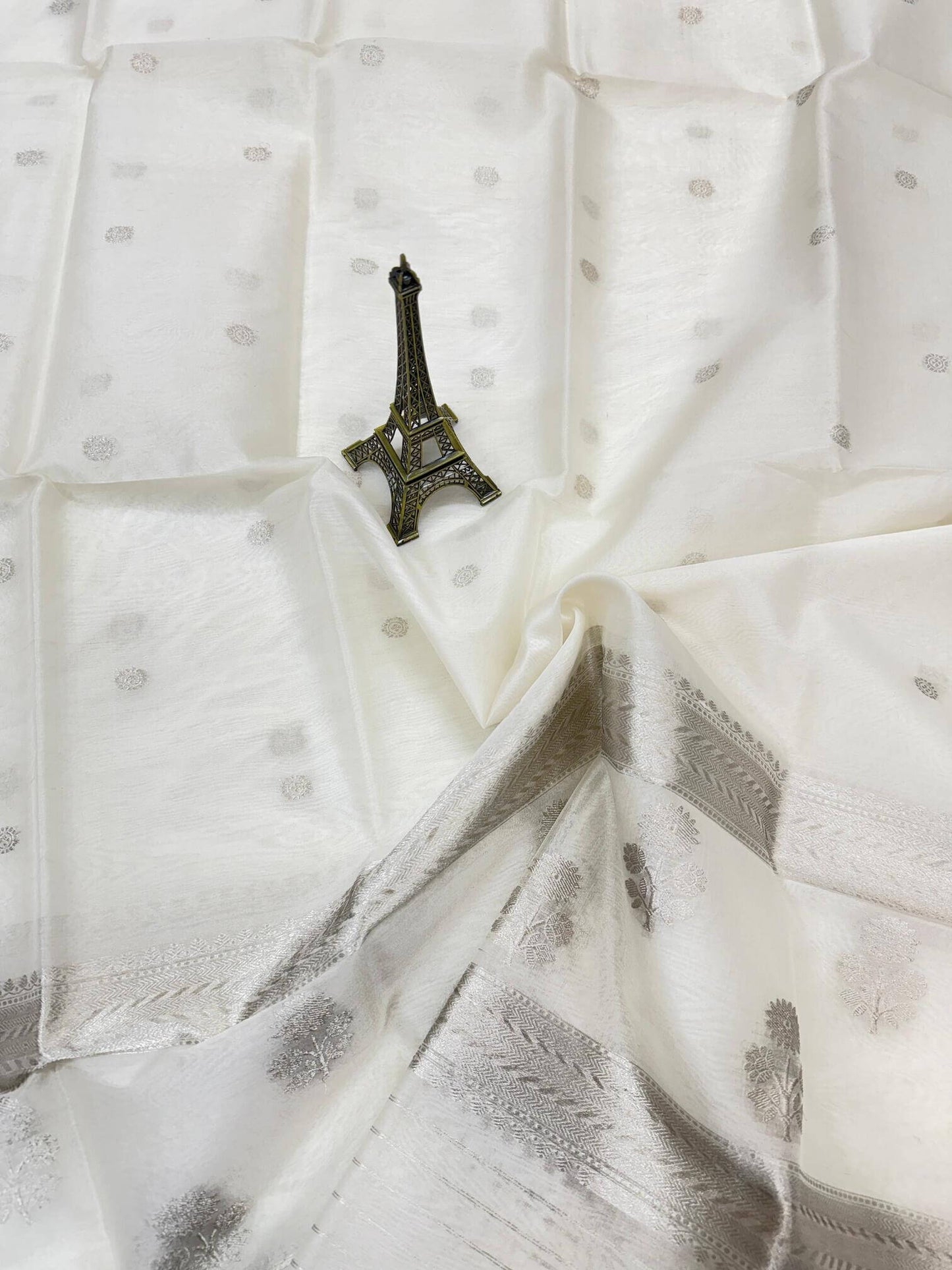 PURE KORA ORGANZA SILK DUPATTA – DESIGN 10 (AADA STRIPE KADHUWA, SILVER RUPA ZARI, DYEABLE)