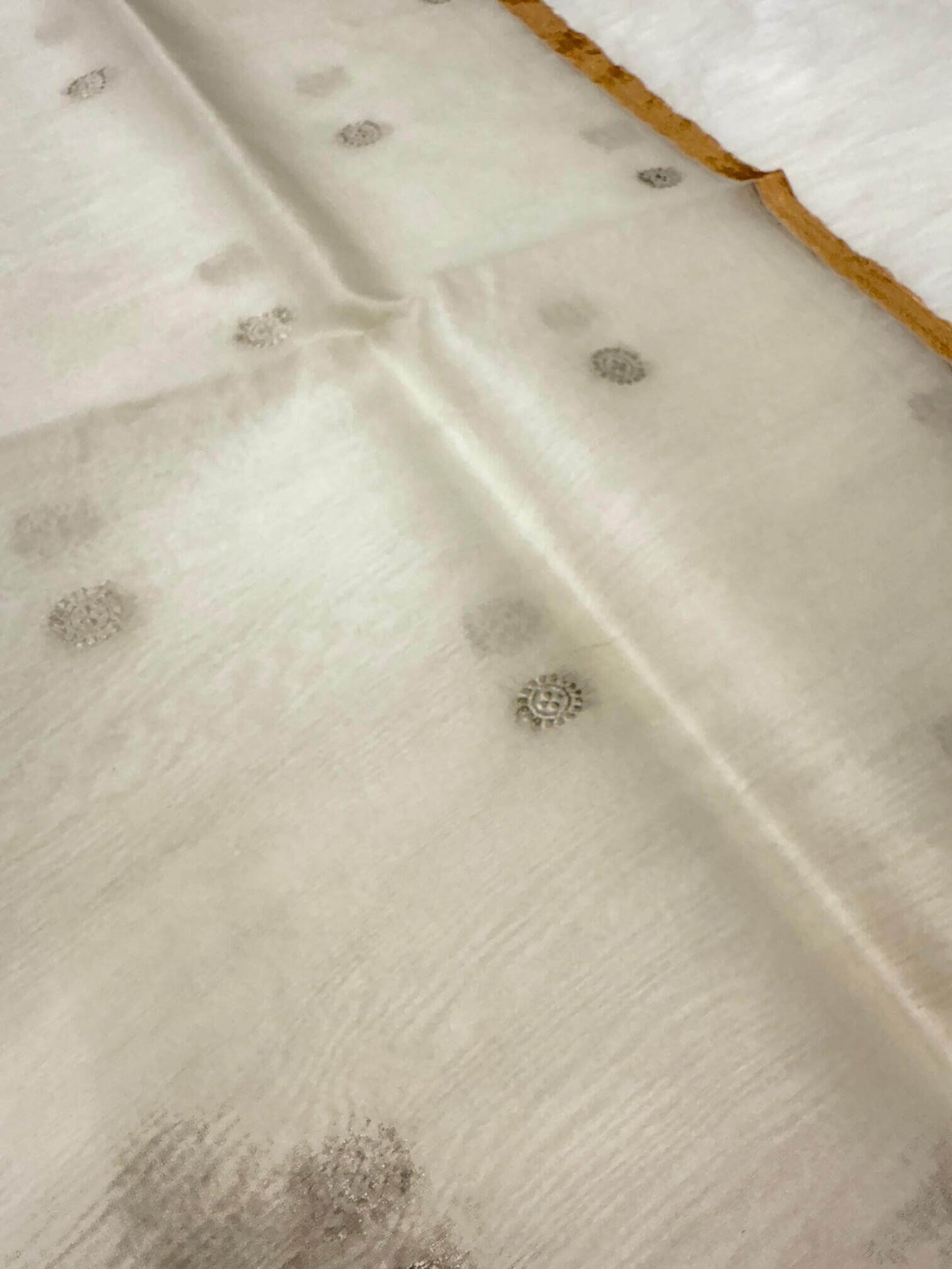 PURE KORA ORGANZA SILK DUPATTA – DESIGN 10 (AADA STRIPE KADHUWA, SILVER RUPA ZARI, DYEABLE)